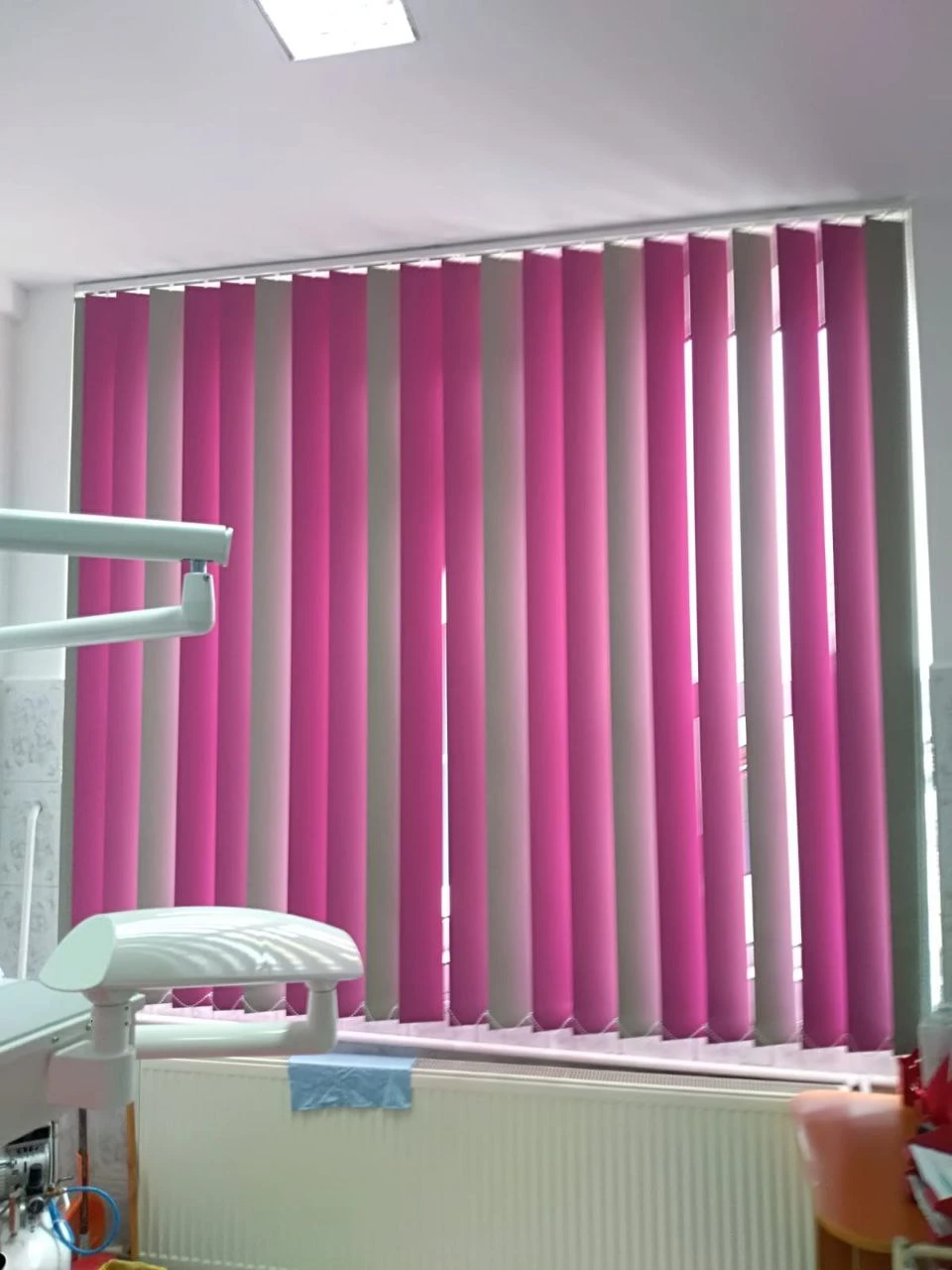 Vertical blinds