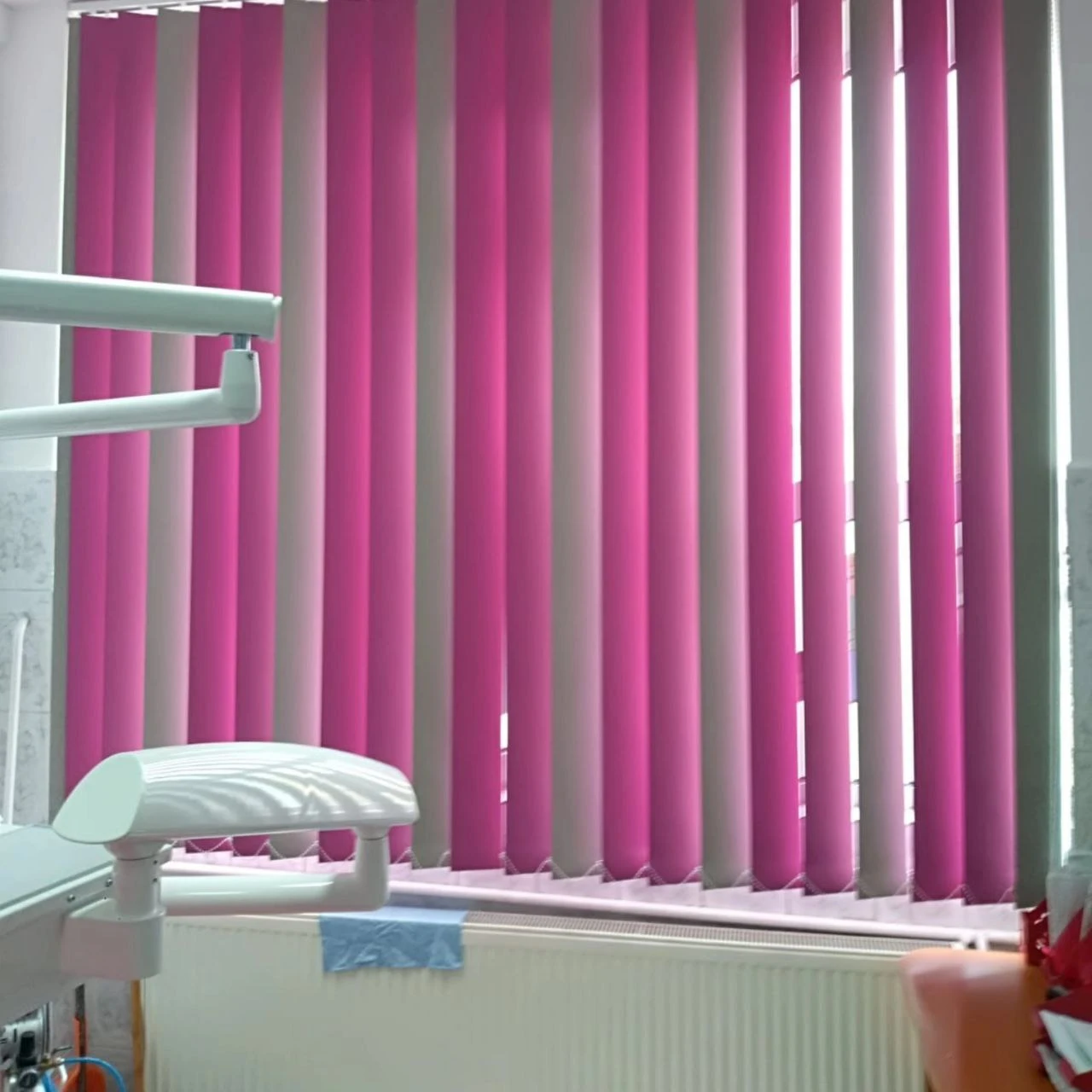 Vertical blinds