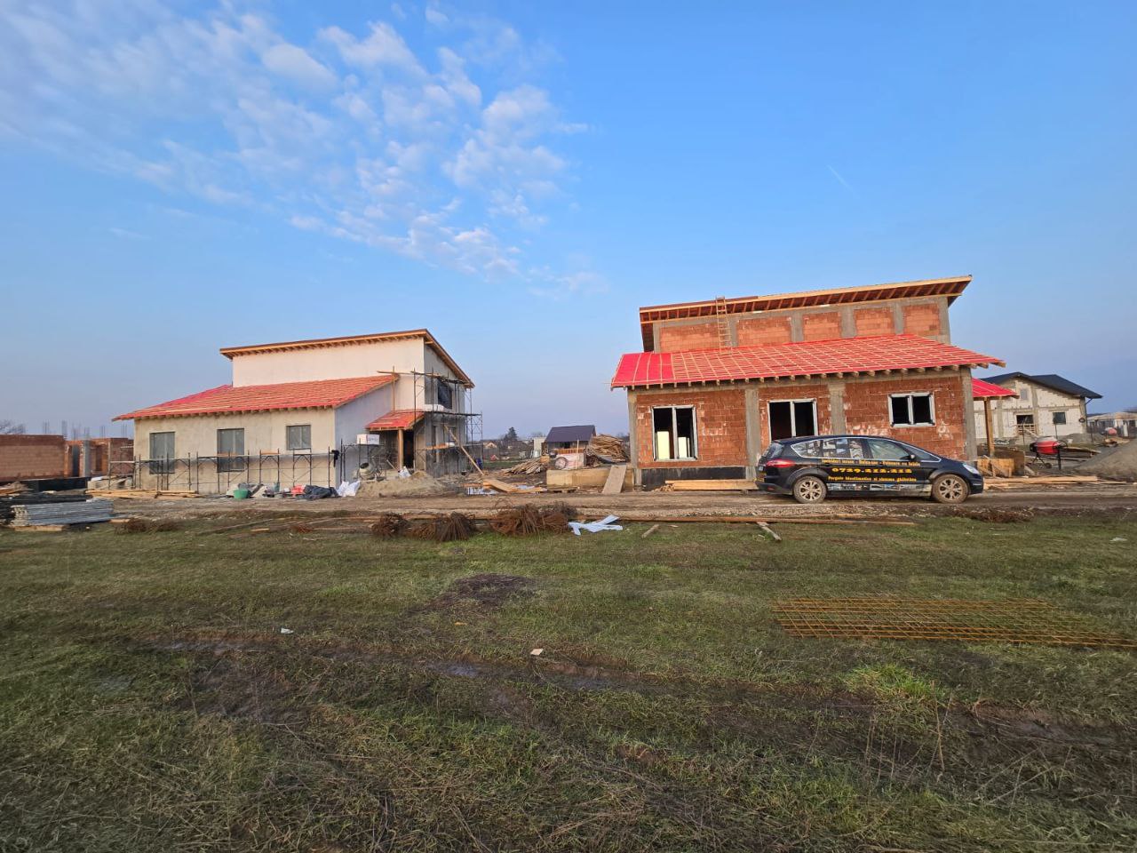 Tâmplărie PVC și Aluminiu