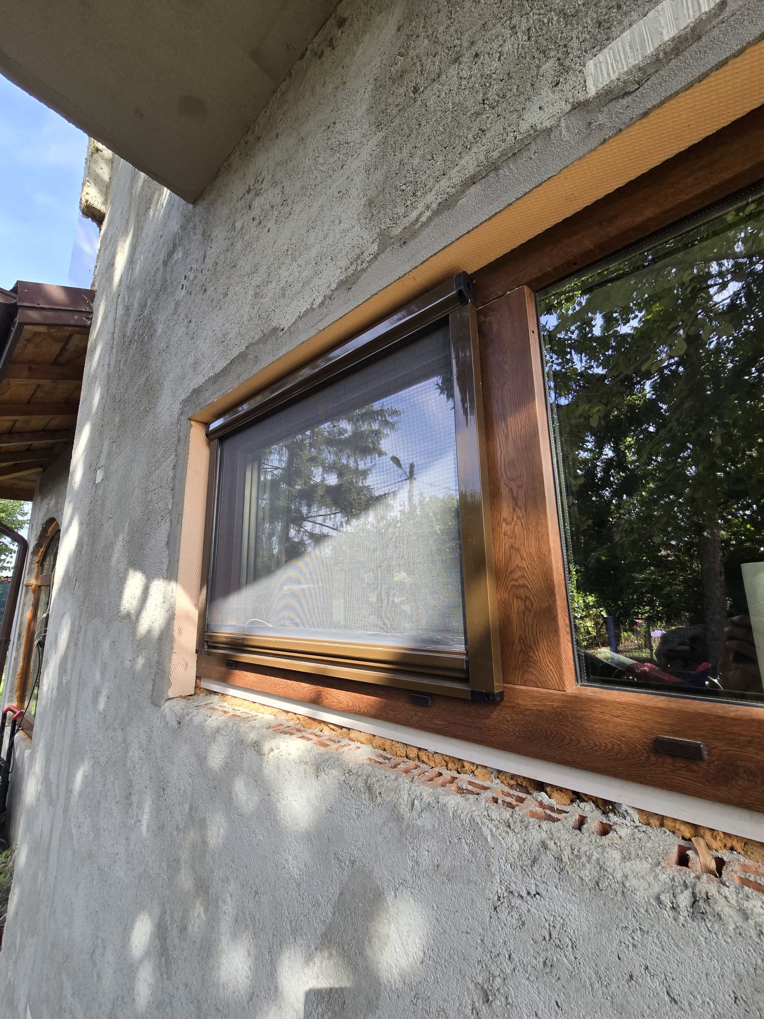 Tâmplărie PVC și Aluminiu